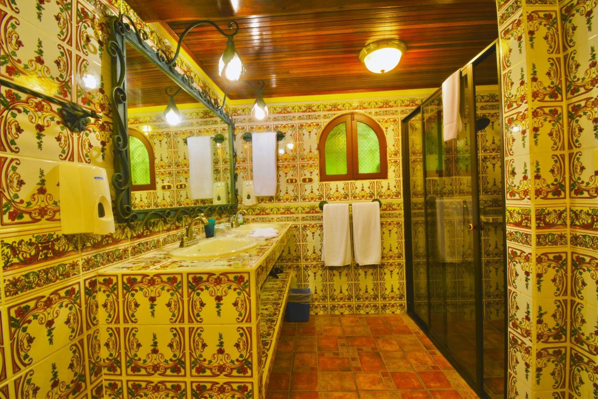 Hotel La Mansion Inn Arenal Nuevo Arenal Pokoj fotografie